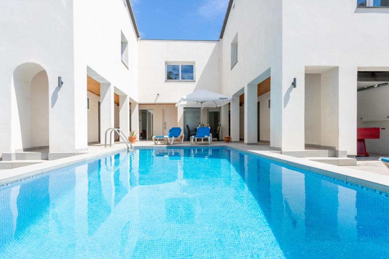 Goldhome - New House With Private Heated Pool, Parking, Wifi, Games Room Empuriabrava Esterno foto