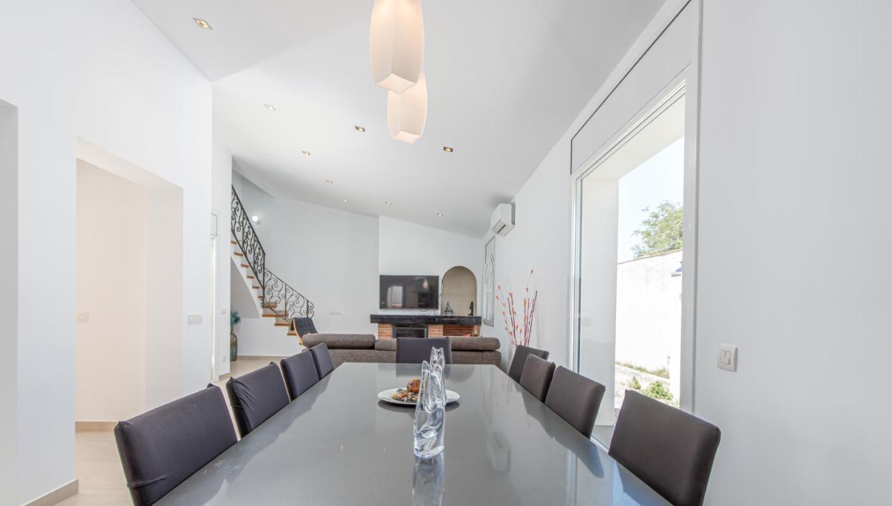Goldhome - New House With Private Heated Pool, Parking, Wifi, Games Room Empuriabrava Esterno foto