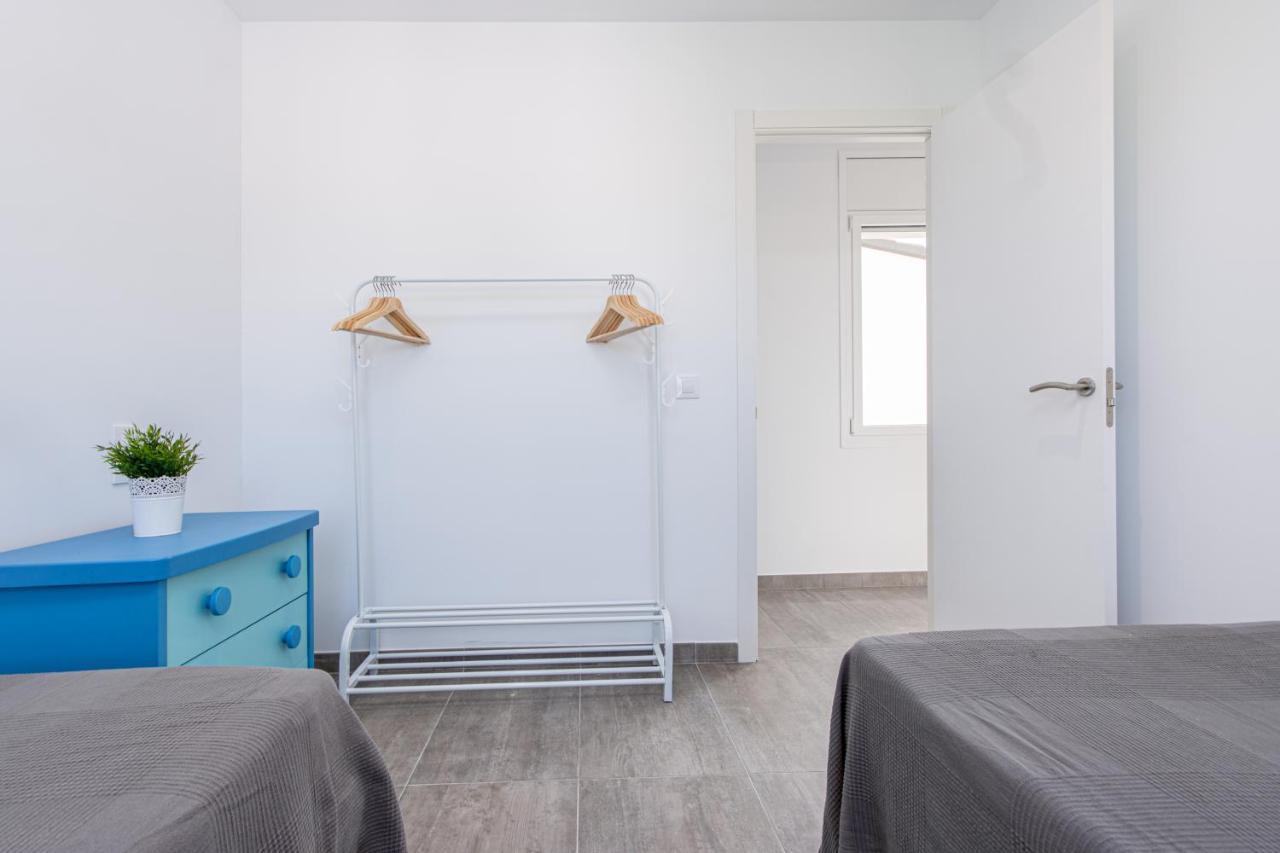 Goldhome - New House With Private Heated Pool, Parking, Wifi, Games Room Empuriabrava Esterno foto