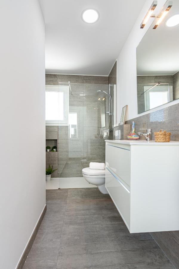 Goldhome - New House With Private Heated Pool, Parking, Wifi, Games Room Empuriabrava Esterno foto